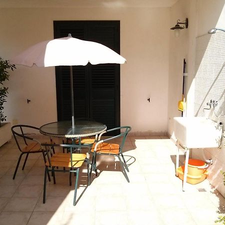 Dimora Liccisa Apartment Торе Лапило Стая снимка